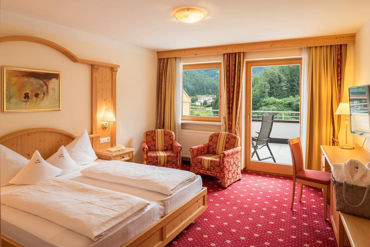 Hotel Kronblick Chienes Eksteriør bilde